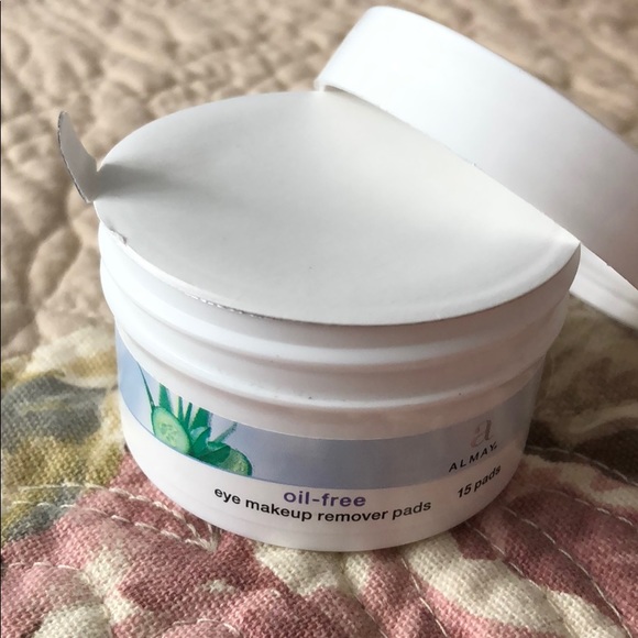 Revlon: The Perfect Eye Duo - Picture 7 of 8